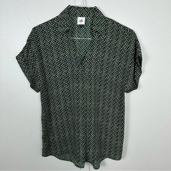 CAbi short sleeve green blouse size small - Picture 1 of 5